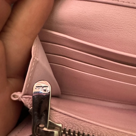 Christian Dior Bicolor CD Dior Addict Chain Clutch - Picture 12 of 13